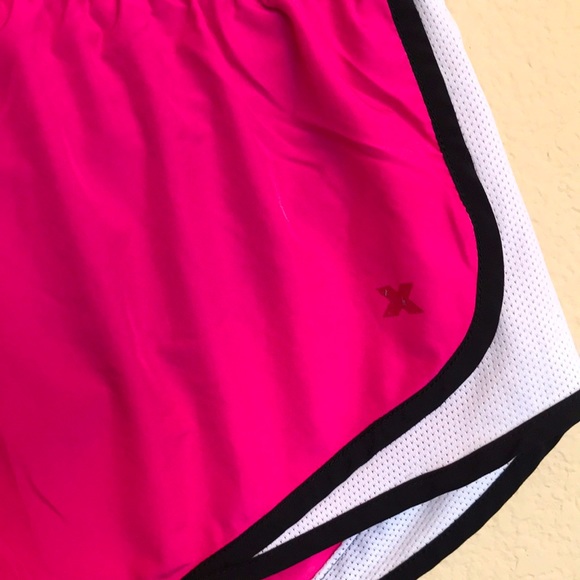 Nike shorts - Picture 4 of 5